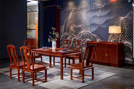 明月方餐臺(tái)